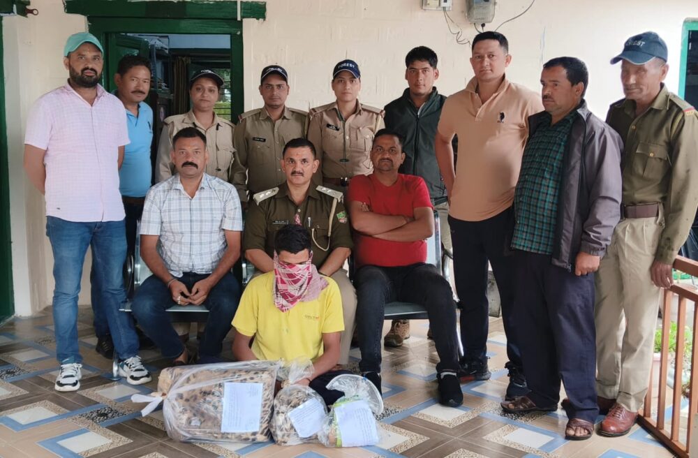 A smuggler arrested with leopard skin