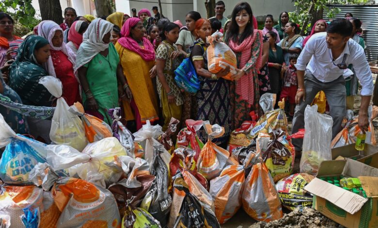 Graphic Era Food Distribution