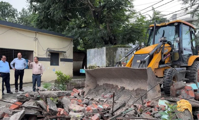 illegal construction demolition