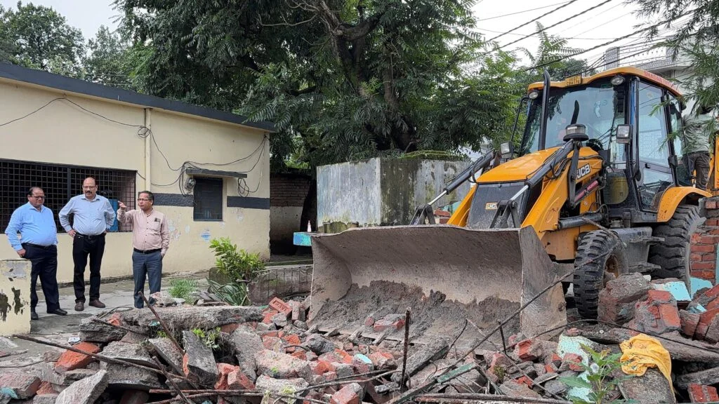 illegal construction demolition