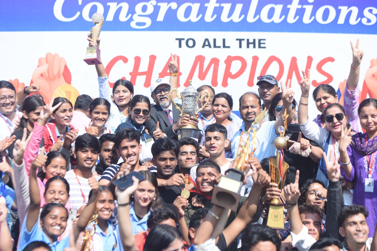 एसजीआरआरयू खेलोत्सव-2025: छात्रों ने खेलों में दिखाई चमक