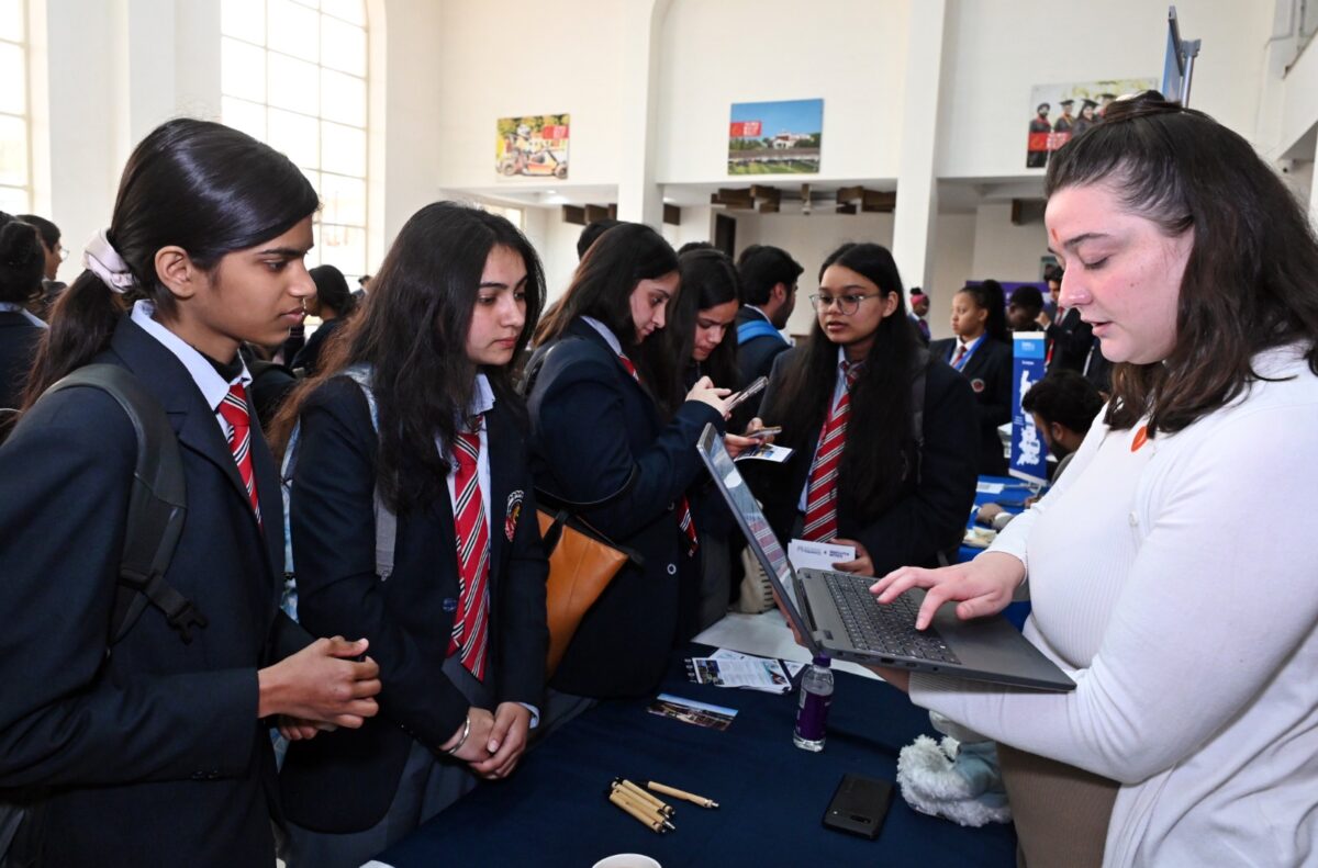 Foreign University Expo