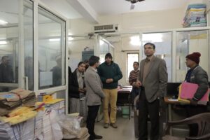 चंडीगढ पंजाब, अन्य प्रदेशों के बिल्डर्स- भू-माफिया बेच रहे राज्य की जमीनें, डीएम तक पंहुचा मामला; लगी रोक मुकदमा दर्ज