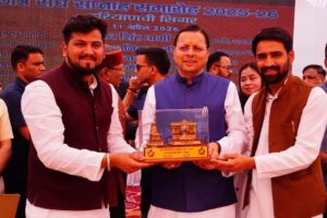 छात्रसंघ समारोह में धामी का प्रेरक संबोधन