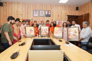 CM धामी ने श्री बाबा नीब करौरी महाराज पर आधारित फिल्म के प्रोमो और पोस्टर का किया लोकार्पण