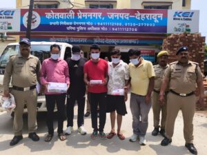 प्रेमनगर में हाईप्रोफाइल जुआ और ऑनलाइन सट्टेबाजी का भंडाफोड़, पांच गिरफ्तार