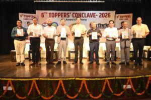 यूकॉस्ट, डीआईटी यूनिवर्सिटी एवं दिव्य हिमगिरि ने किया टॉपर्स कॉन्क्लेव का आयोजन