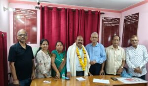 राष्ट्रीय शिक्षक पुरस्कार सम्मान से सम्मानित शिक्षक का दिल्ली गढ़वाल भवन में अभिनंदन