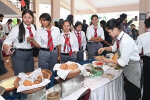 ग्राफिक एरा में महके पहाड़ों के व्यंजन